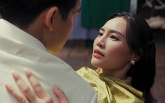 Ninh Dương Lan Ngọc tiết lộ mối quan hệ với mỹ nam kém tuổi trong phim mới