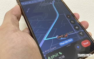 Biến mũi tên chỉ đường Google Maps thành xe đua McLaren