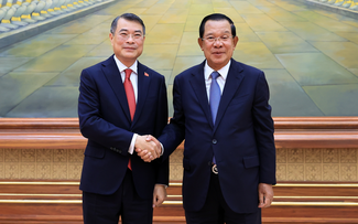 Thủ tướng Lê Minh Hưng hội kiến Chủ tịch Thượng viện Campuchia Hun Sen