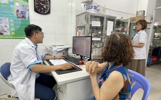 TP.HCM quy định lương bác sĩ, điều dưỡng cao tuổi làm tại trạm y tế