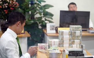 Giá USD hôm nay 15.2.2026: Đồng loạt tăng cùng euro, bảng Anh