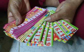 18 công nhân kiện ông chủ đòi lại tờ vé số độc đắc 2 tỉ đồng