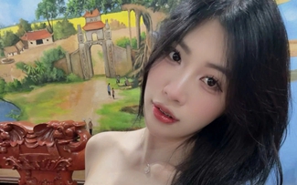 ‘Đô vật hot girl’ 24 tuổi gây sốt mạng xã hội