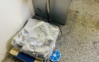 Nữ hành khách mang 4,5 kg ma túy quá cảnh sân bay Tân Sơn Nhất