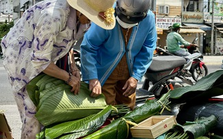 Bật mí về những chiếc lá dong 13 tháng