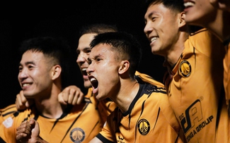 CLB Thanh Hóa 'kiệt sức' vẫn thắng CLB Công an TP.HCM: Chuyện 2 chiếc áo của thủ môn Xuân Hoàng