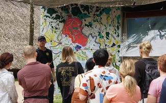 Du lịch biến khó khăn thành cơ hội