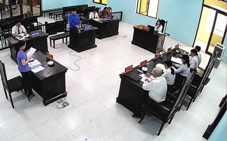 Cà Mau: Hai bị cáo hiếp dâm trẻ em lãnh án