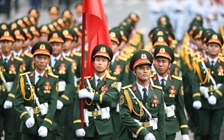 Từ 1.7, lương sĩ quan quân đội có thể tăng đến gần 2 triệu đồng