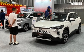 Ô tô hybrid hút khách bất chấp sức mua giảm, xe Toyota bán chạy nhất