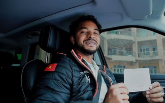 Xuân Son lần đầu đi bầu cử ở Việt Nam: ‘Tôi vô cùng tự hào’