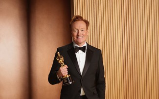 MC Conan O'Brien được trả thù lao bao nhiêu khi 'cầm trịch' Oscar 2026