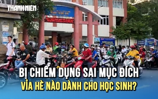 Đối mặt nguy hiểm dưới lòng đường, vỉa hè nào dành cho học sinh?