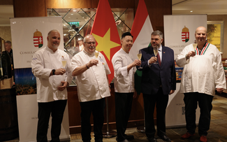 Đầu bếp Hungary mang súp bò hầm đãi thực khách TP.HCM