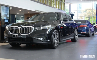 5 mẹo giúp ô tô màu đen sáng bóng, không bị trầy xước