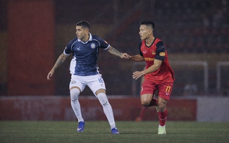 HLV Vũ Tiến Thành ra mắt chưa như ý