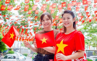 Bộ Nội vụ khẳng định sẽ không hoán đổi ngày làm việc để kéo dài nghỉ lễ