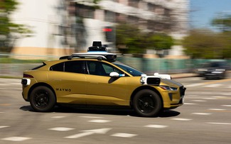 Kỷ nguyên robotaxi bùng nổ