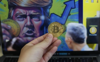 Giá Bitcoin hôm nay 13.4.2026: BTC sập sau tin Mỹ phong tỏa eo biển Hormuz