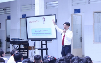 Bác sĩ dặn học sinh 5 điều cần làm trước khi ăn, tránh ngộ độc thực phẩm