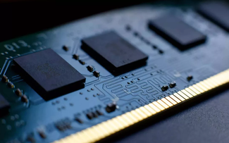 Giá chip nhớ hạ, vì sao RAM vẫn đắt?