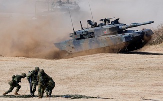 Đạn pháo xe tăng bất ngờ nổ, 3 thành viên phòng vệ Nhật Bản thiệt mạng