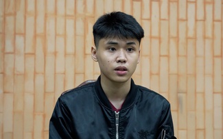 'Thông chốt', tông thẳng vào rào chắn của công an, nam thanh niên bị khởi tố