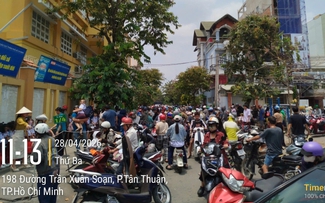 Nhiều học sinh, bảo mẫu Trường tiểu học Đặng Thùy Trâm, TP.HCM nghi ngộ độc thực phẩm