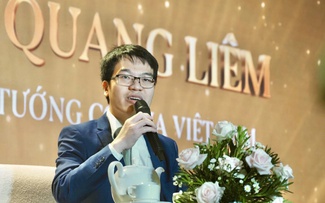Lê Quang Liêm ở đâu cũng hướng về cờ vua nước nhà