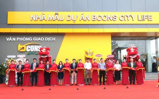 Bcons City Life tạo sức hút lớn ngay ngày đầu ra mắt nhà mẫu