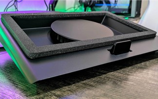 Người dùng laptop đang lãng phí tiền cho đế tản nhiệt?