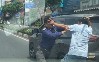 2 tài xế khai lý do đuổi đánh nhau gây náo loạn đường Phạm Văn Đồng