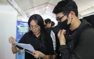 Sợ bị rớt, ứng viên quá tay thổi phồng CV xin việc và cái kết bất ngờ...