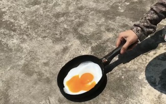 Rộ trend 'chiên trứng bằng nắng' giữa trời nắng nóng, liệu có chín và ăn được không?