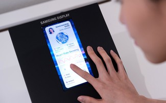 Samsung giới thiệu màn hình OLED tích hợp cảm biến theo dõi sức khỏe
