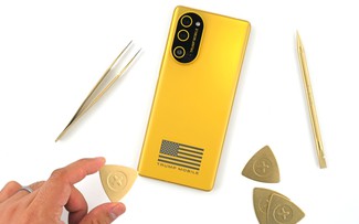 Trump Mobile T1 bị nghi chung nguồn gốc Trung Quốc với điện thoại HTC
