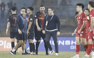 Becamex TP.HCM bất ngờ chiêu mộ HLV Tây Ban Nha từng là thầy cũ Hoàng Đức: Quyết tái xuất V-League