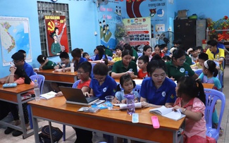 Tìm hoạt động hè miễn phí ở TP.HCM: Lớp tiếng Anh kèm 1-1 cho trẻ em