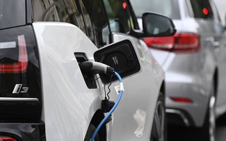 Công nghệ mới rút ngắn thời gian sạc xe điện