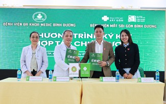 Mắt Sài Gòn Bình Dương ký kết hợp tác chiến lược với Đa khoa Medic Bình Dương