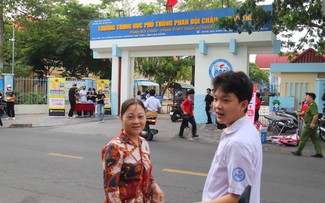 Điểm thi tốt nghiệp THPT 2026 Lâm Đồng: Thủ khoa từ trường huyện