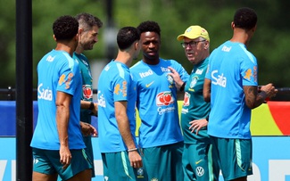 Tiết lộ kịch bản sút luân lưu của đội tuyển Brazil, Neymar bị ‘ép’ sút quả đầu?