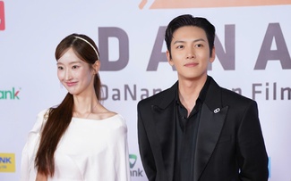 Nữ TikToker sải bước cùng Ji Chang Wook tại DANAFF là ai?
