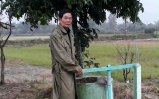 Ông Mỹ gần 30 năm làm đẹp làng quê