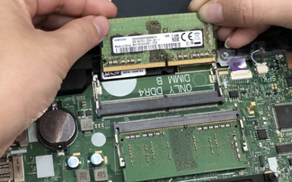 Giá RAM tăng cao, MSI dùng lại DDR4 trên laptop gaming
