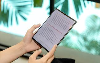 Samsung sắp vượt qua rào cản lớn nhất của smartphone màn hình gập