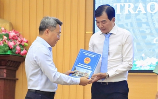 Điều động một phó chủ tịch phường nhận nhiệm vụ trưởng phòng của Sở GD-ĐT TP.HCM Điều động một phó chủ tịch phường nhận nhiệm vụ trưởng phòng của Sở GD-ĐT TP.HCM