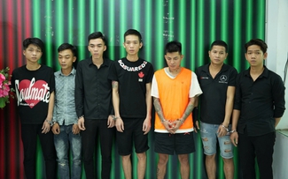 Vụ lái ô tô tông vào đám đông ở TP.HCM: Người dân nói gì?