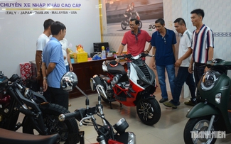 Thị trường xe máy nhập khẩu tại Việt Nam ngày càng cạnh tranh, người mua hưởng lợi