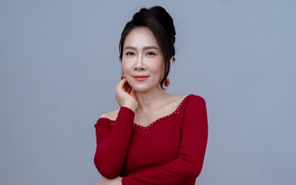 Nữ nghệ sĩ 30 năm hát nhạc dân ca và phút chạnh lòng khi mới Nam tiến